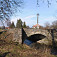Zachovalý starý kamenný most