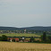 Dedina Vyšný Redmec (Felsőregmec) a v pozadí Luhyňa na Slovensku