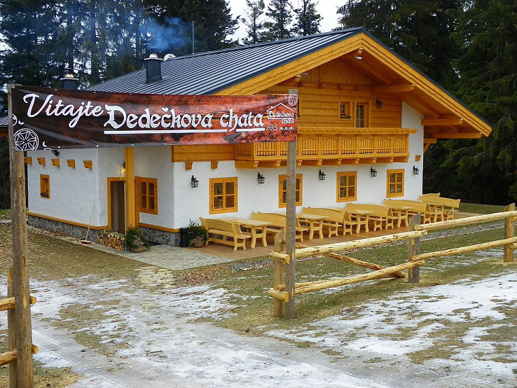 Obnovená Dedečkova chata v roku 2016