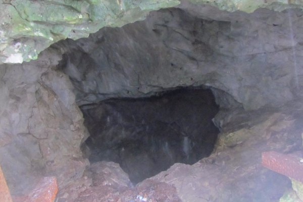 Pohľad do vnútra jaskyne