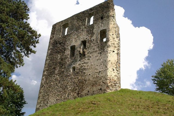 Ruiny hradu Dobrá Niva
