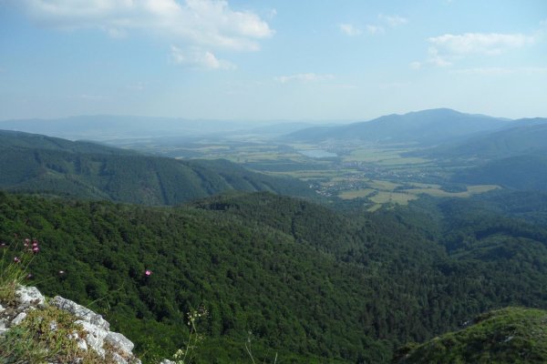 Výhľad z Temešskej skaly, foto Michal Bukvai