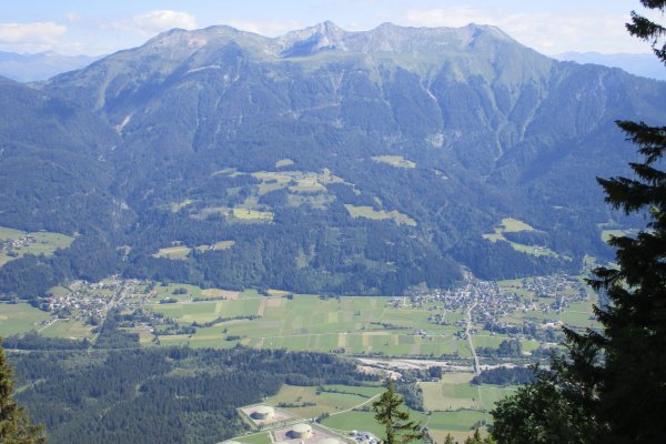 Protiľahlé kopce v Gailtaler Alpen