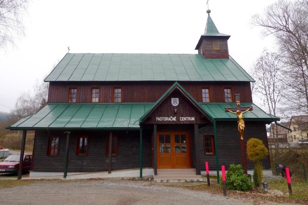 Drevený kostolík v Korni, foto Soňa Mäkká