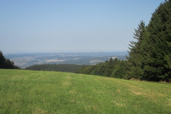 Pohľad z Holého vrchu na západ