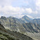Pohľad na Rysy (2503 m) vľavo a Vysokú (2547 m) vpravo