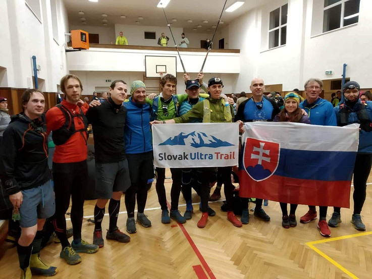 Slováci na Pražskej stovke (autor foto: Slavo Glesk)