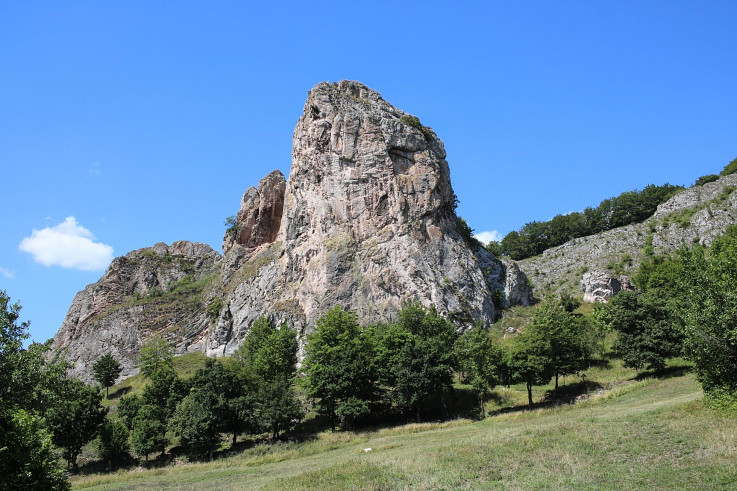 Červenokamenské bradlo 