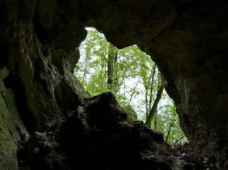 Tunelová jaskyňa Brálie