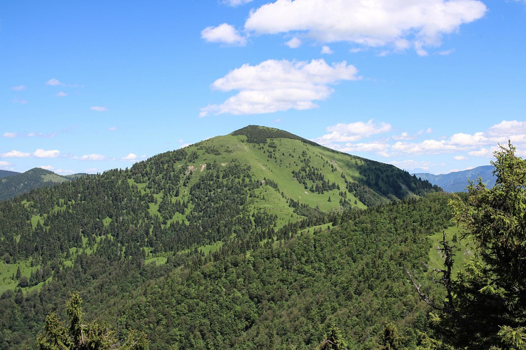 Pohľad na Rakytov z vrchu Minčol