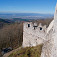 Oproti Čachtické Karpaty a neviditeľný Čachtický hrad