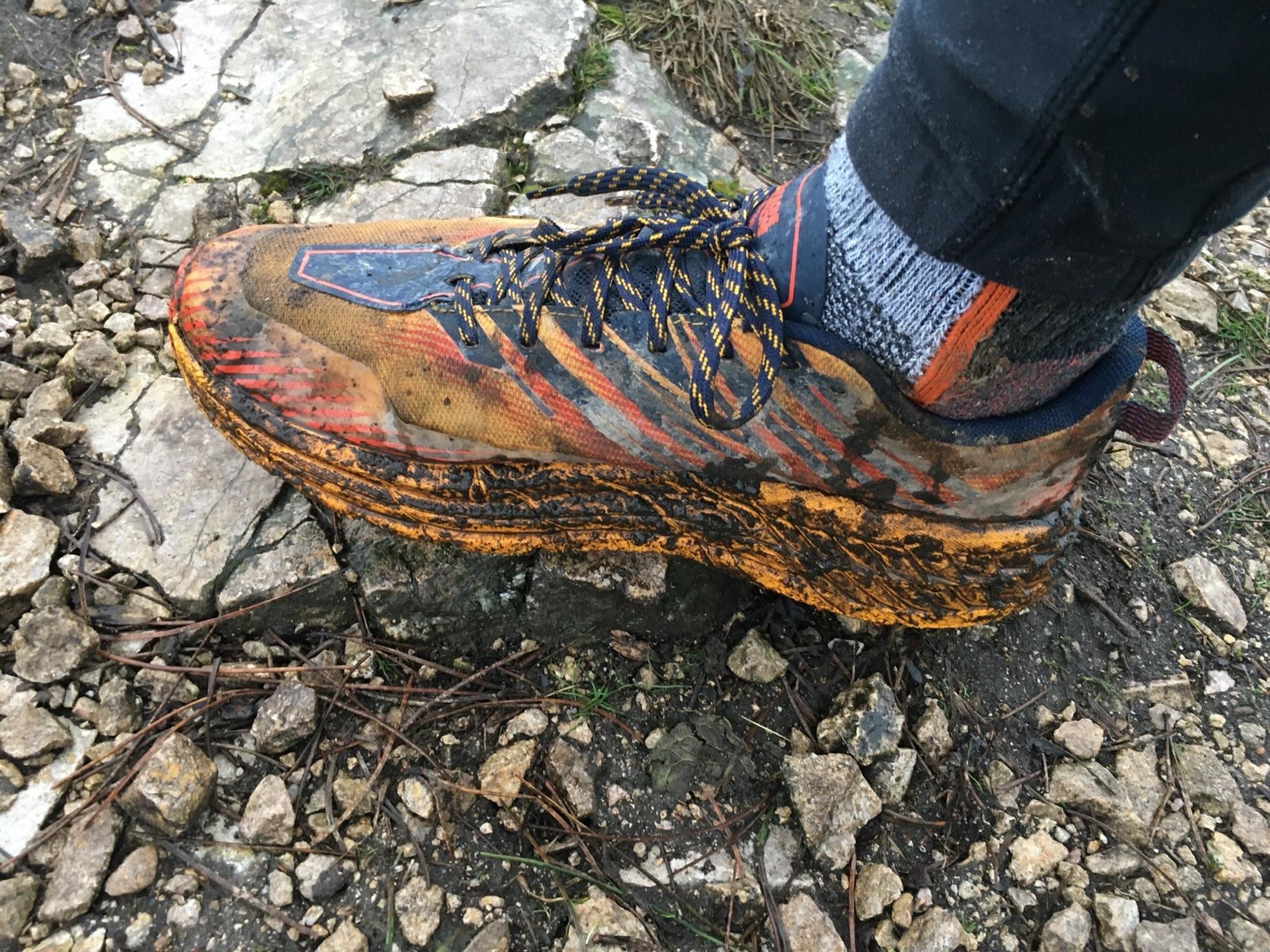 Hoka One One Speedgoat 4 – trailová obuv s dropom 4 mm