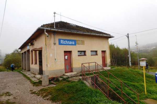 Železničná stanica v Richnave