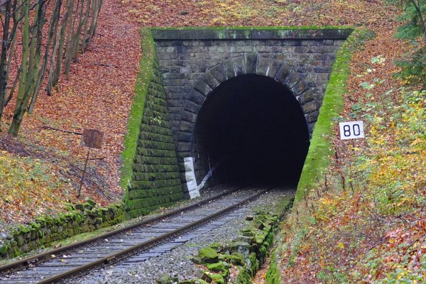 Portál tunela