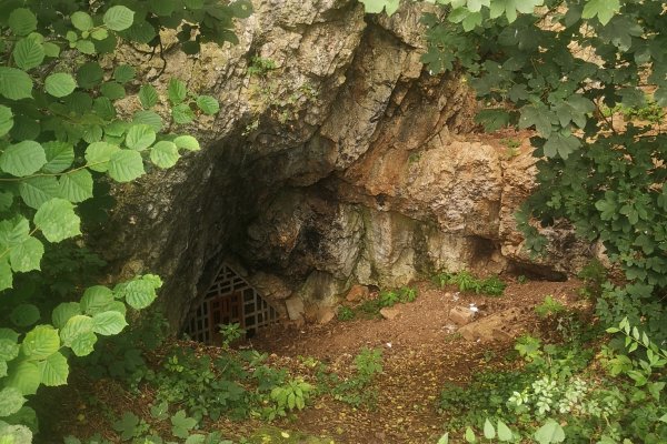 Moldavská jaskyňa