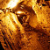 Šikmé steny v jaskyni Mroźna