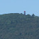 Zánovná rozhľadňa na Pánskej Javorine (zoom, cca 3 km vzdušnou čiarou)