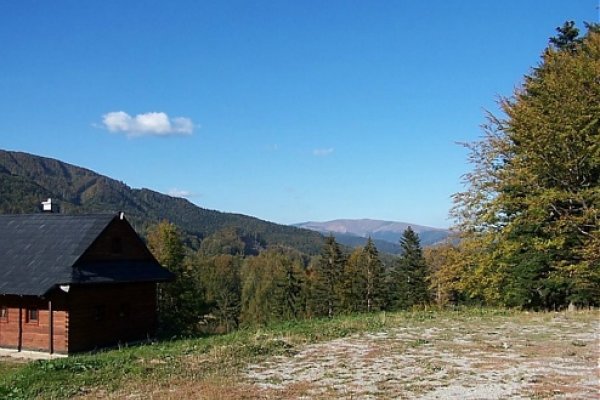 Výhľad na Krížnu zo strediska Králiky (autor foto: Dušan Trstenský)
