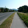 Sen cyklistov - chodníček pri ceste do Hriňovej