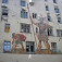 Maľba súboja Dávida s Goliášom na fasáde domu v historickom centre Regensburgu