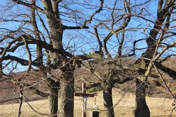 kríž nad Hundsheimom