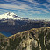 Monte Tronador 3554 m, vpravo Volcan Puntiagudo 2490 m (Chile)