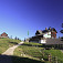 Nedeľa ráno, pri chate Gablonzer hütte (1522 m) po vyvezení lanovkou