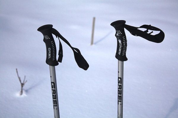 Trekingové palice sú neoceniteľnou pomôckou pri chôdzi predovšetkým na snehu a ľade