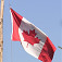 Kanadská štátna vlajka pár metrov za hranicou
