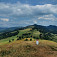 Šlachovky/Šlachtovský vrch (Wysoki Wierch) a pohľad naspäť, vľavo je PL a vpravo SK