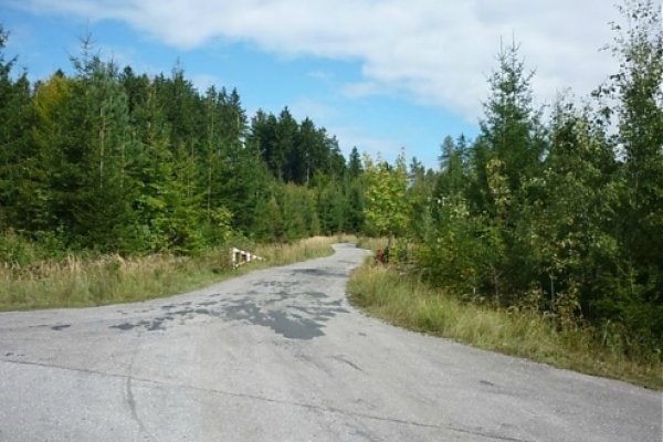Križovatka lesných ciest nad Bystričkou