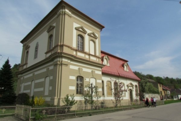 Kaplnka v Trenčianskych Bohuslaviciach