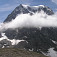 Mont Collon v oblakoch