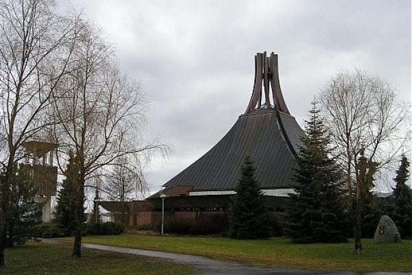Kostol v Aure
