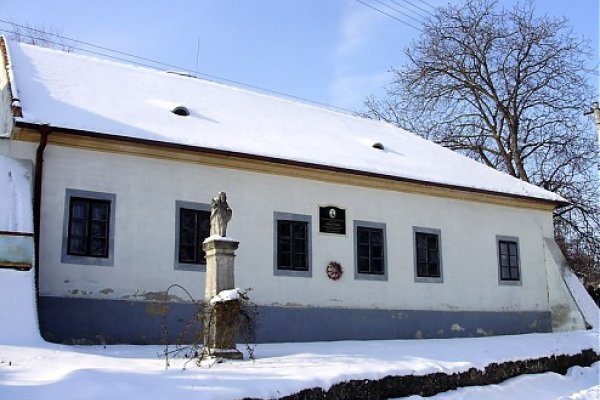 Pamätný dom Juraja Fándlyho v Naháči