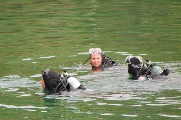 Výcvik potápačov v Hlbokom jazere pri Senci