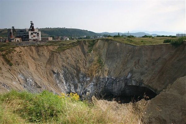 Solotvino, prepad soľnej bane, foto Lubo Mäkký