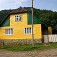Miestna architektúra, dajú sa nájsť aj iné farebné kombinácie, foto Lubo Mäkký