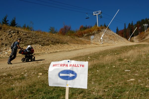 Cestou zo Srdiečka na Kosodrevinu, aj s kočíkom sa dá (záber zo Sherpa rallye 20.10.2012)