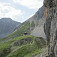Austria Sinabell Klettersteig, pohľad na Guttenberghaus popri skalnej stene