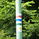 Značky všetkých 4štyroch farieb s hierarchickým usporiadaním - zhora nadol: červená, modrá, zelená a žltá (autor foto: Vladimír Kobza)