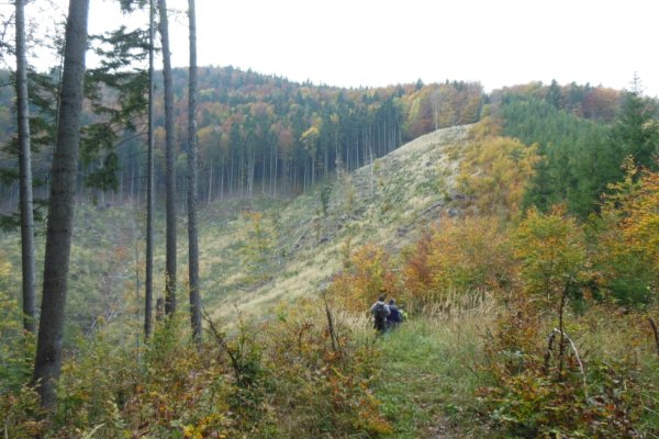Tu sa schovávali partizáni, keď ešte stromy veľadili svahy slovenskej zeme
