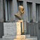 Spomienka na Československo v Svaľave (Svaljava) - busta T. G. Masaryka na škole nesúcej jeho meno