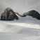 Vyratrakovaná stopa na ľadovci k chate Seethalerhütte, foto: Dorian Guba