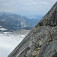Amon Klettersteig, oferatovaná platňa vedľa Simony Scharte, vzadu Gosaukamm