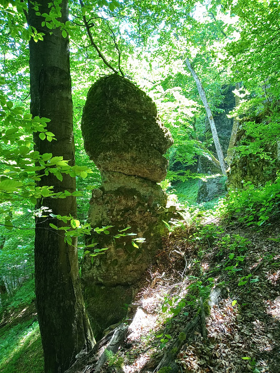 Vartáš, Slovenský Moai