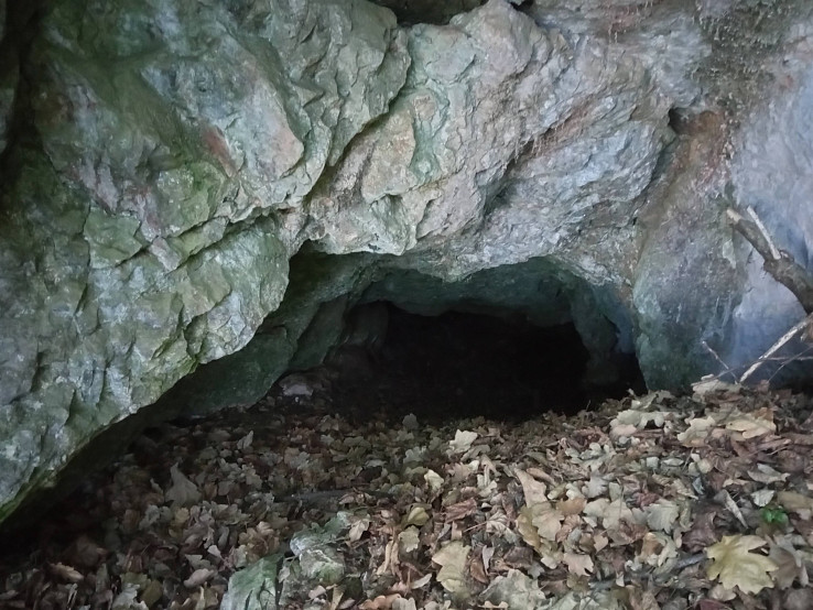 Jaskyňa v Žľabe II