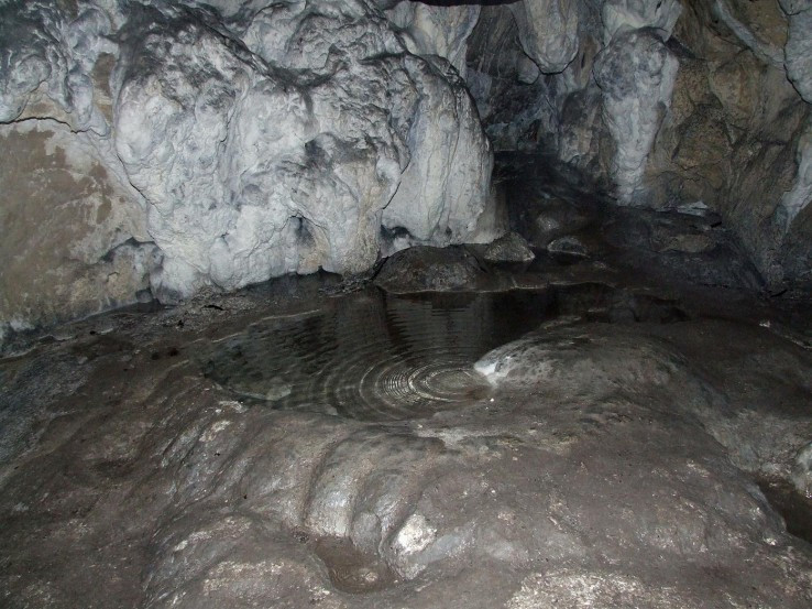 Jaskyňa Mažarná