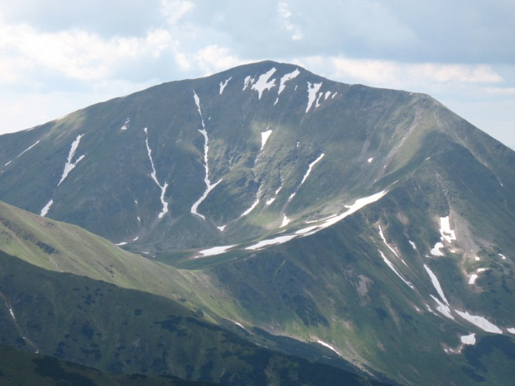 Bystrá ( 2248 m ) a Blyšť ( 2159 m ) v Západných Tatrách 