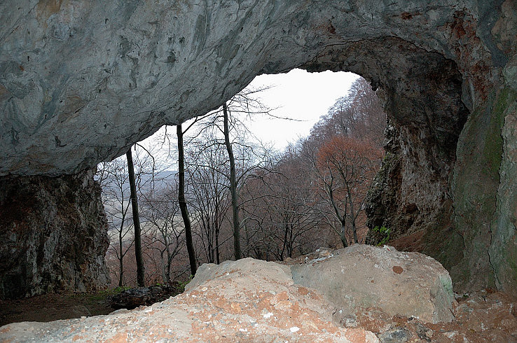 Pohľad z jaskyne